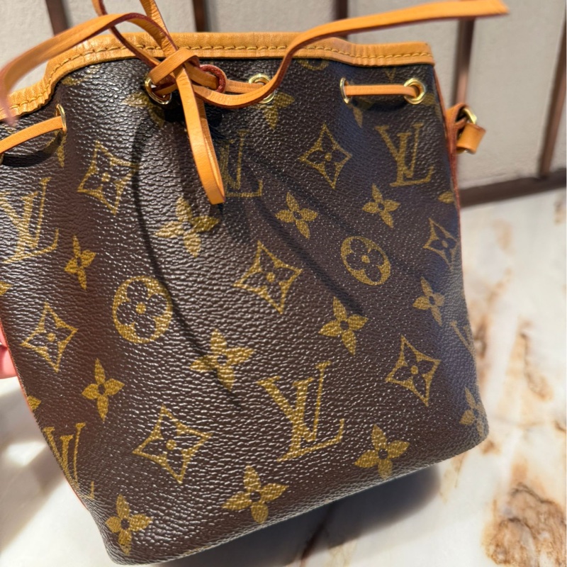 LV Nano Noe 迷你水桶包-6