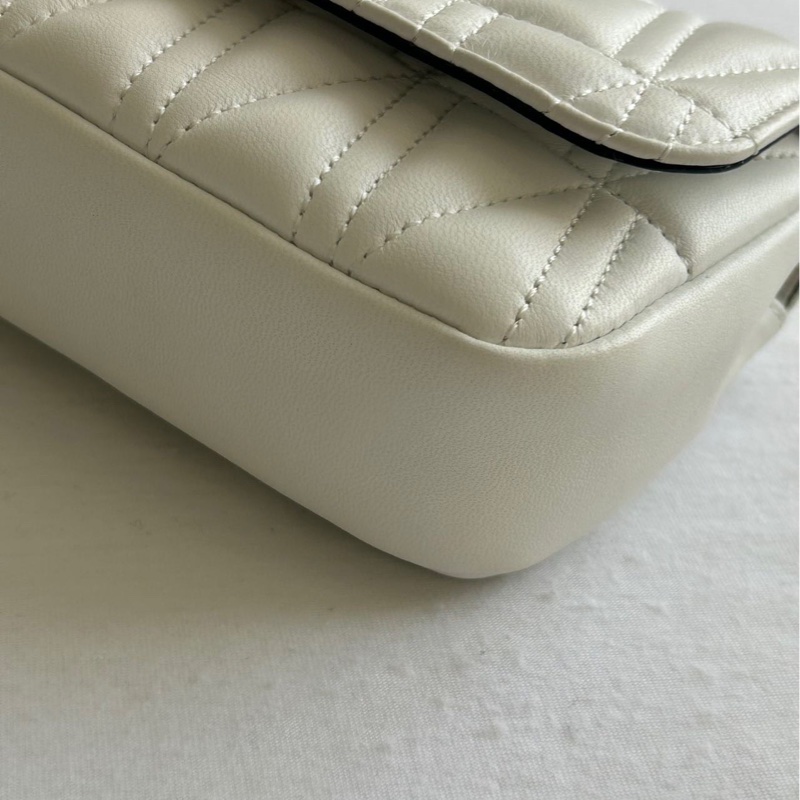 Versace凡賽斯 Virtus系列金標鏈條包 白色羊皮衍縫 小號斜挎款-4