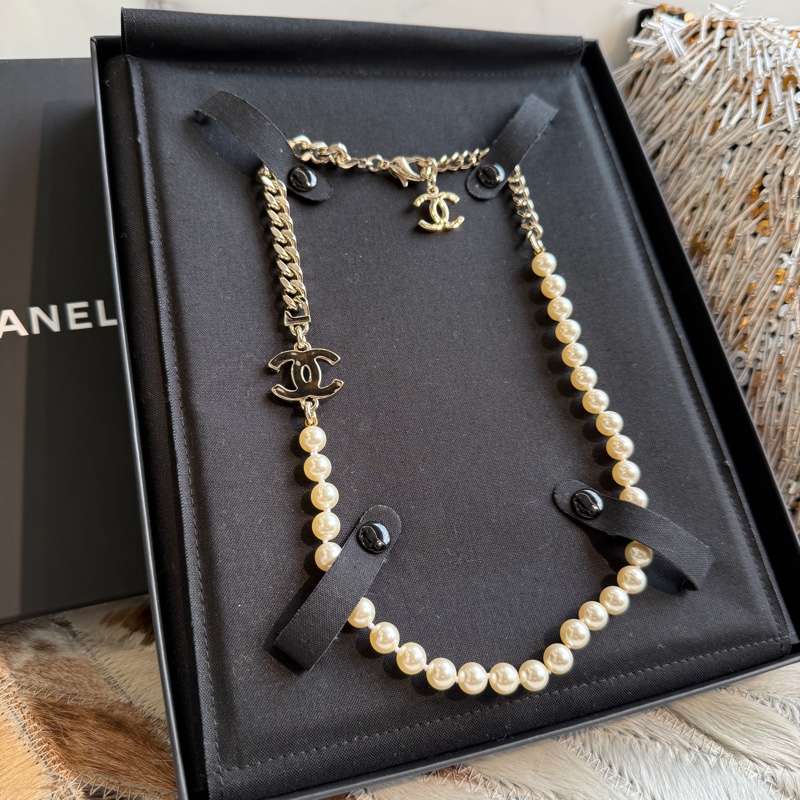 CHANEL珍珠配黑琺瑯 淡金色項鍊 全新品 可調-1