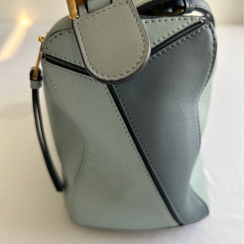 LOEWE羅意威中號幾何包 尺寸291219cm,成色相當不錯,霧霾藍拼色-7