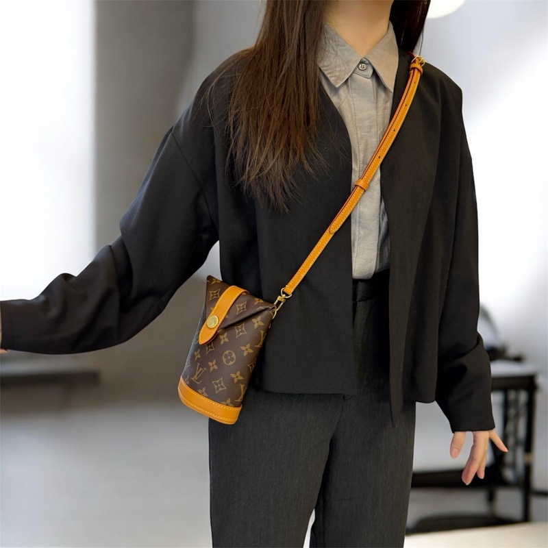 🥨路易威登新款薯條包LV 原花下蓋金釦磁吸薯條包M14056-0