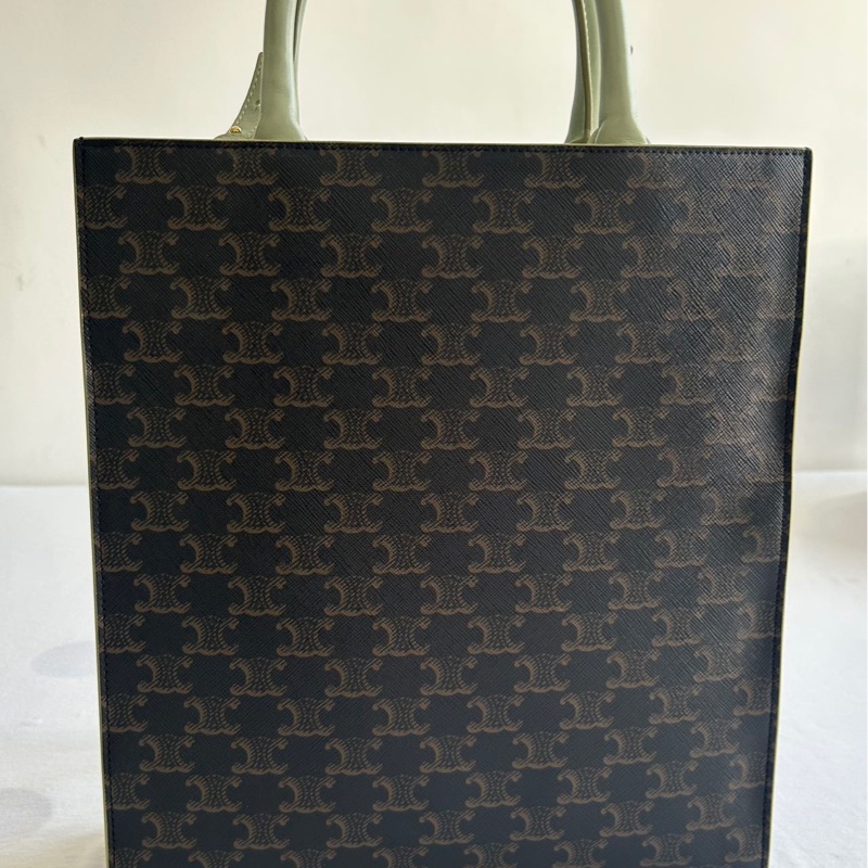 Celine賽琳托特包,黑牛皮,鐳射刻印,98新,成色相當優異,-1