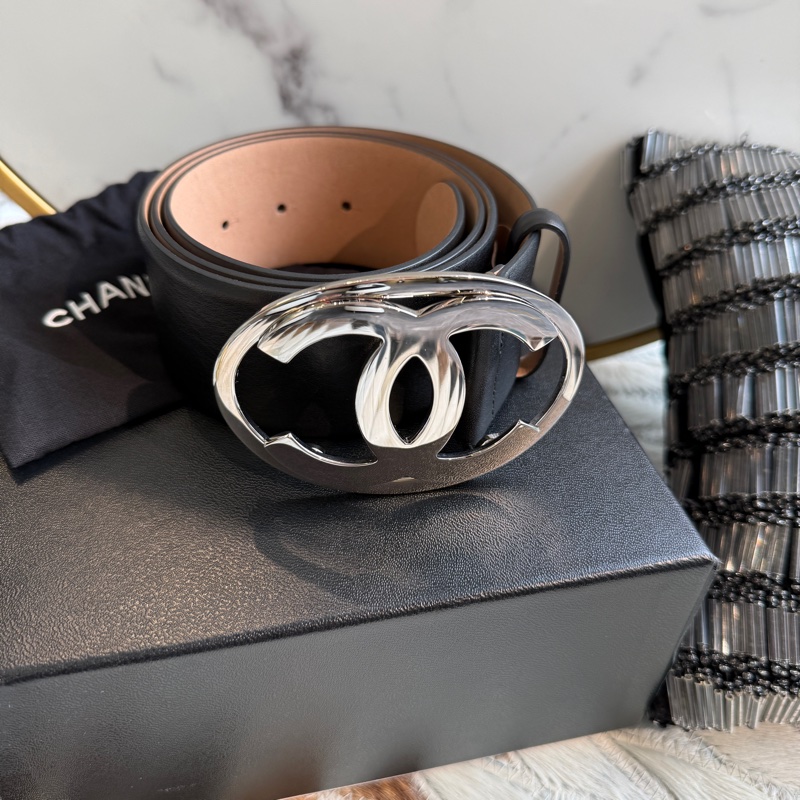 CHANEL 軟牛皮銀釦鏤空雙C皮帶90/36男女中性款-0