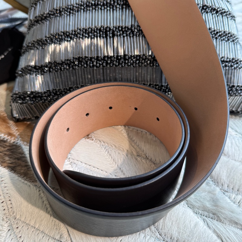 CHANEL 軟牛皮銀釦鏤空雙C皮帶90/36男女中性款-2