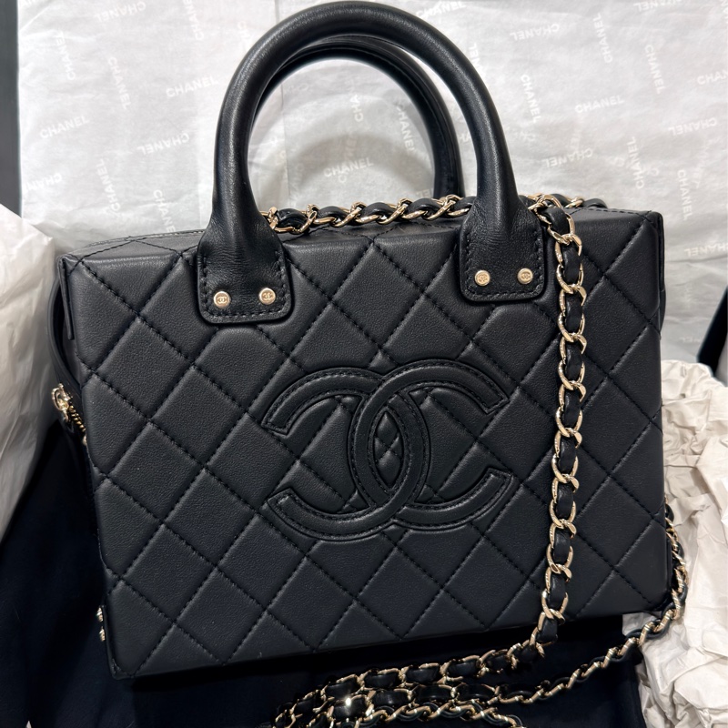 Chanel 22B復古盒子包 芯片款 #全新全配🉑送禮 #全牛皮菱格紋大logo-0