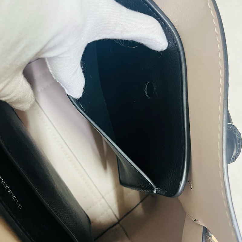 BURBERRY巴寶莉 BELT 燙金LOGO小牛皮斜背/手提兩用包-14