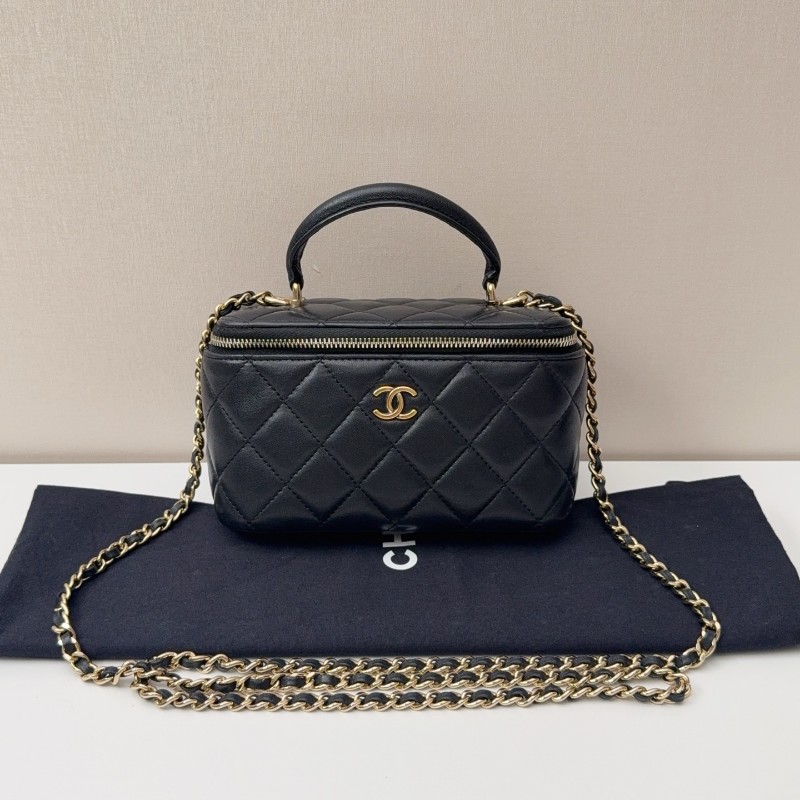 CHANEL晶片款 手柄長盒子 化妝盒 黑金菱格紋羊皮-0