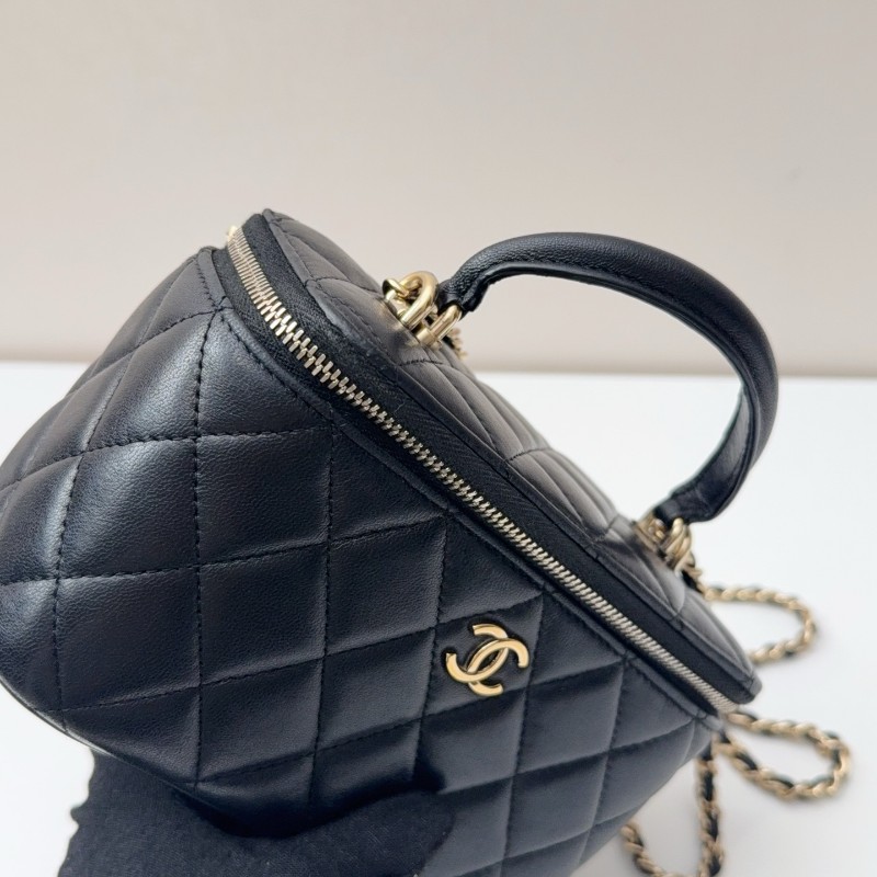 CHANEL晶片款 手柄長盒子 化妝盒 黑金菱格紋羊皮-13