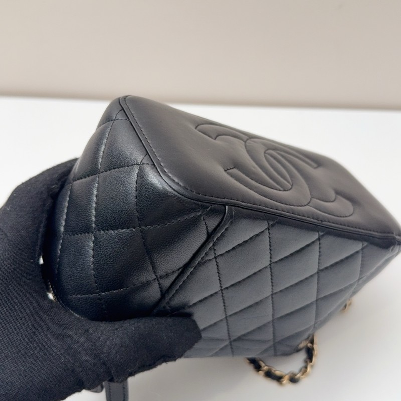 CHANEL晶片款 手柄長盒子 化妝盒 黑金菱格紋羊皮-17