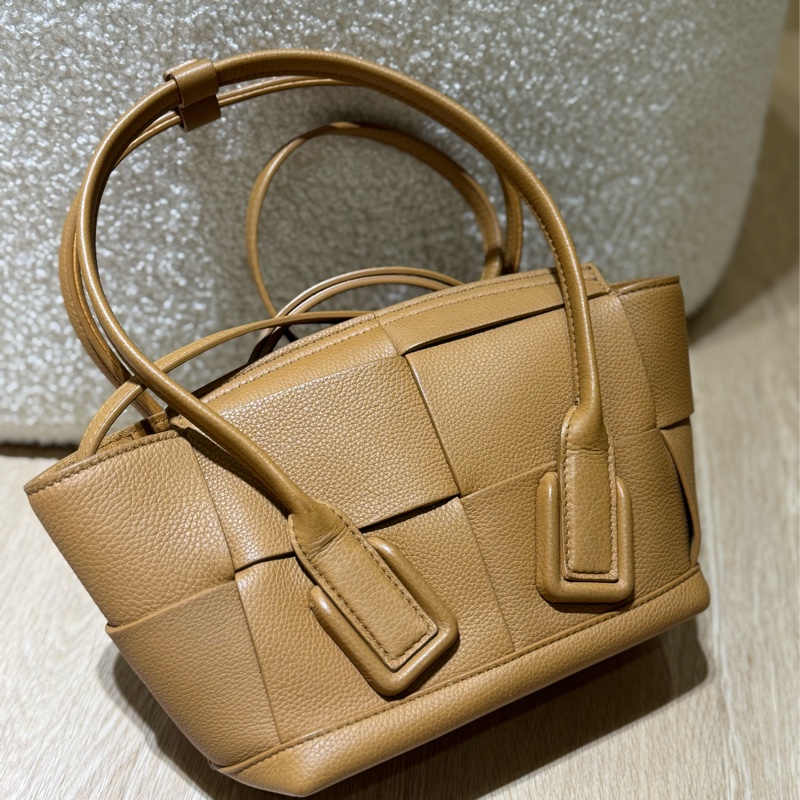 極新美品✨BV Arco編織手提包-6