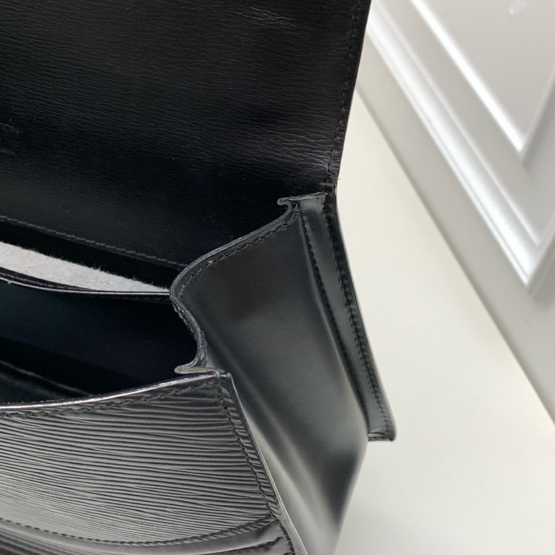 LV路易威登 經典中古水波紋黑色扇形兩用包 經典黑金配色 稀有款-9