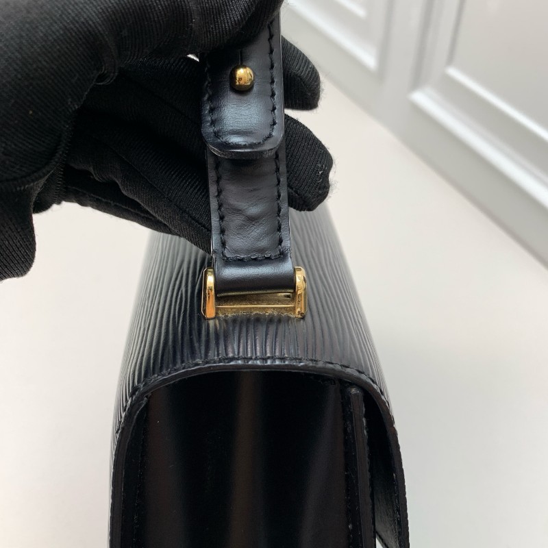 LV路易威登 經典中古水波紋黑色扇形兩用包 經典黑金配色 稀有款-26