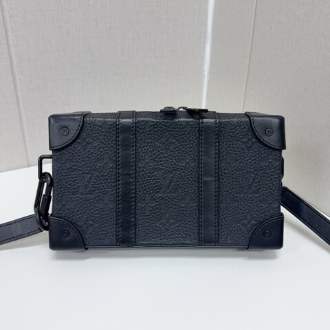 LV Soft Trunk Wallet黑武士全皮印花盒子包黑色牛皮壓紋 晶片
