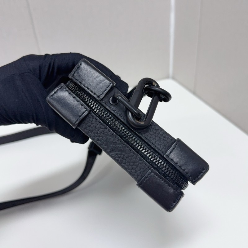 LV Soft Trunk Wallet黑武士全皮印花盒子包黑色牛皮壓紋 晶片-4