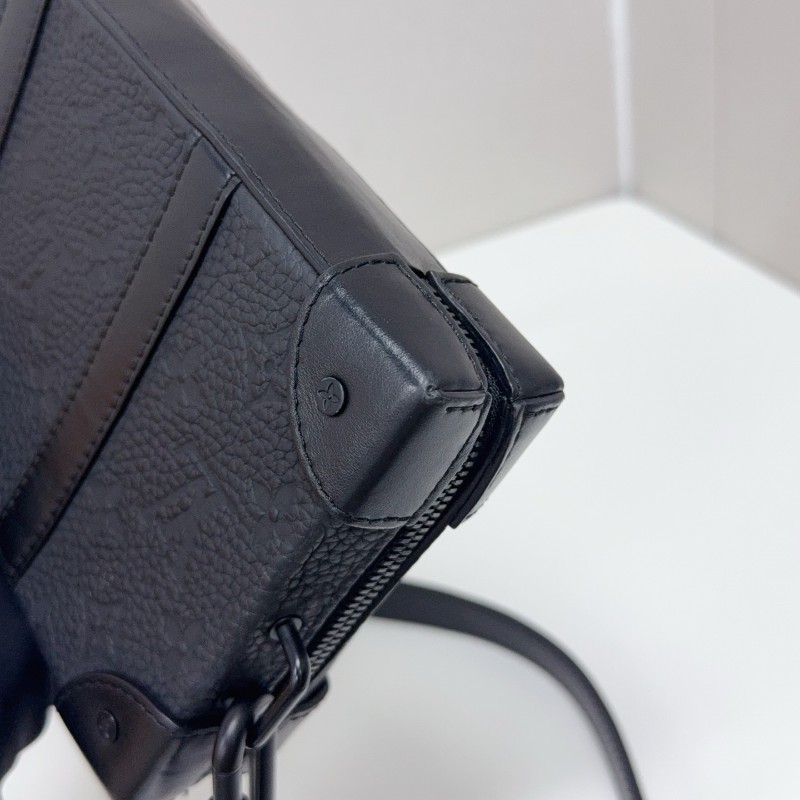 LV Soft Trunk Wallet黑武士全皮印花盒子包黑色牛皮壓紋 晶片-9