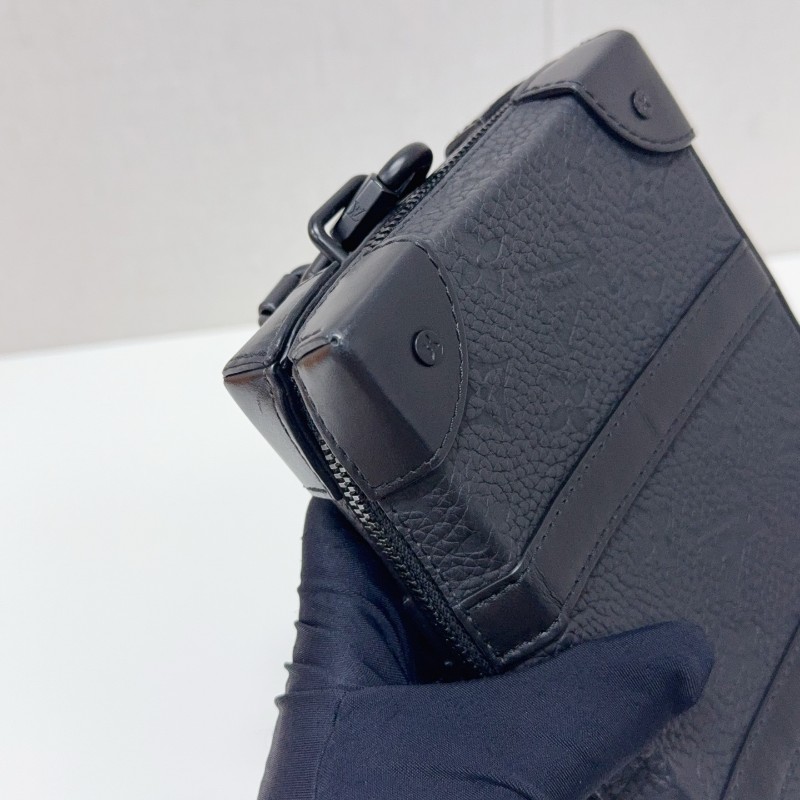LV Soft Trunk Wallet黑武士全皮印花盒子包黑色牛皮壓紋 晶片-10