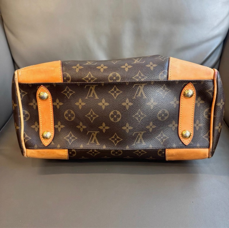 LV路易威登機場包-4