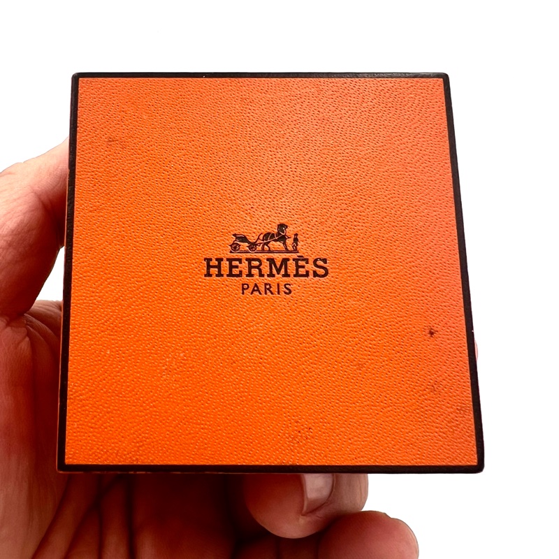 愛馬仕。扣環造型槍灰色戒指-2