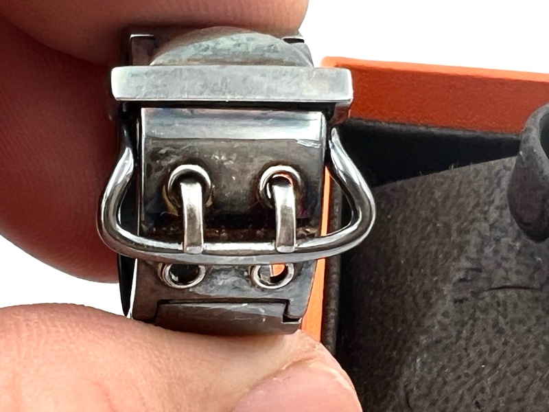 愛馬仕。扣環造型槍灰色戒指-6