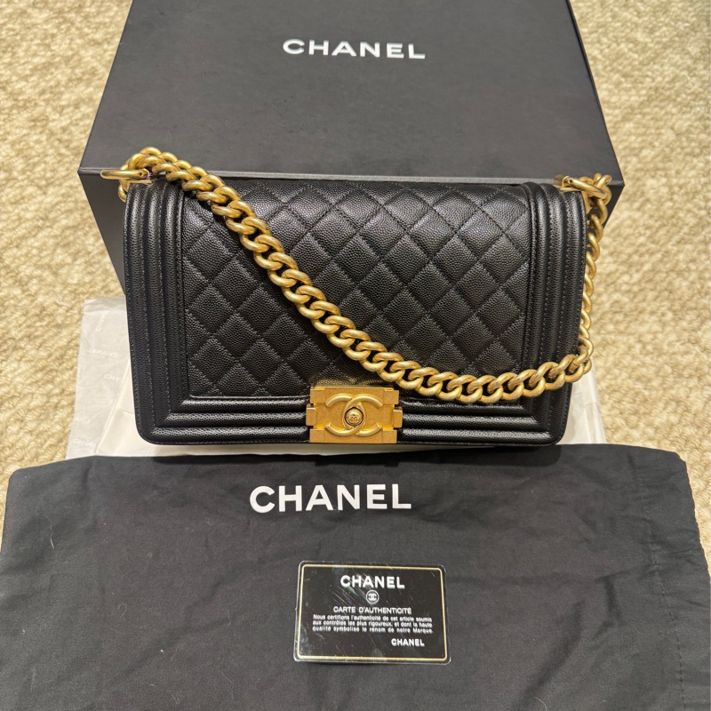 Chanel Le boy 中號荔枝牛皮99% 新-0