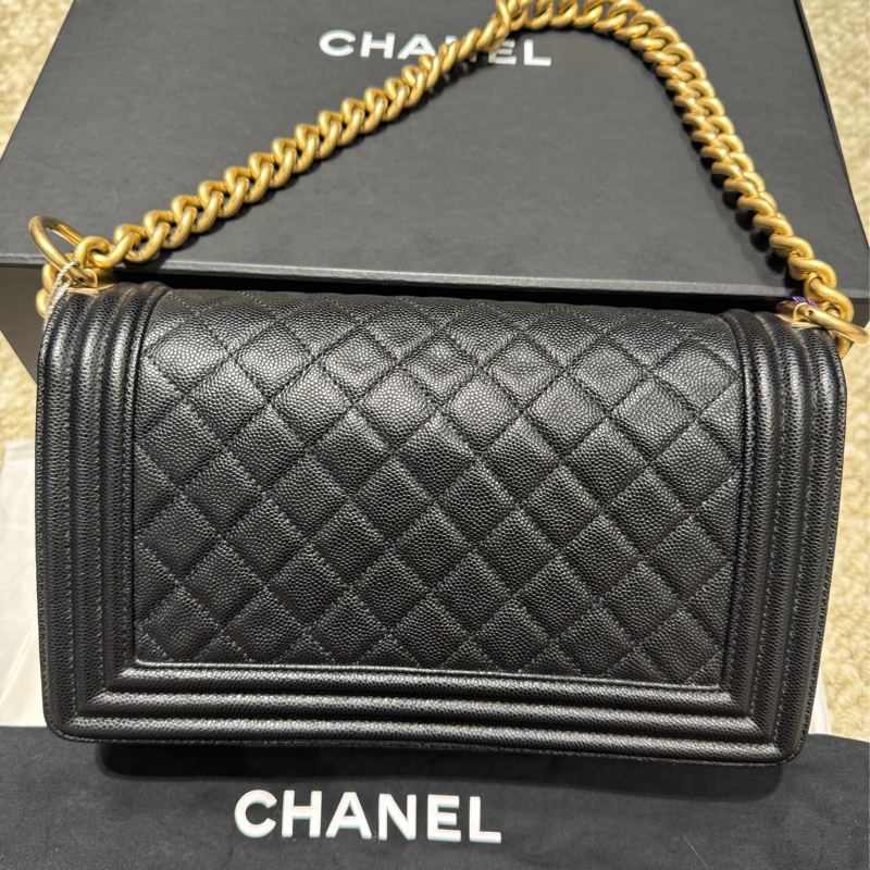 Chanel Le boy 中號荔枝牛皮99% 新-9