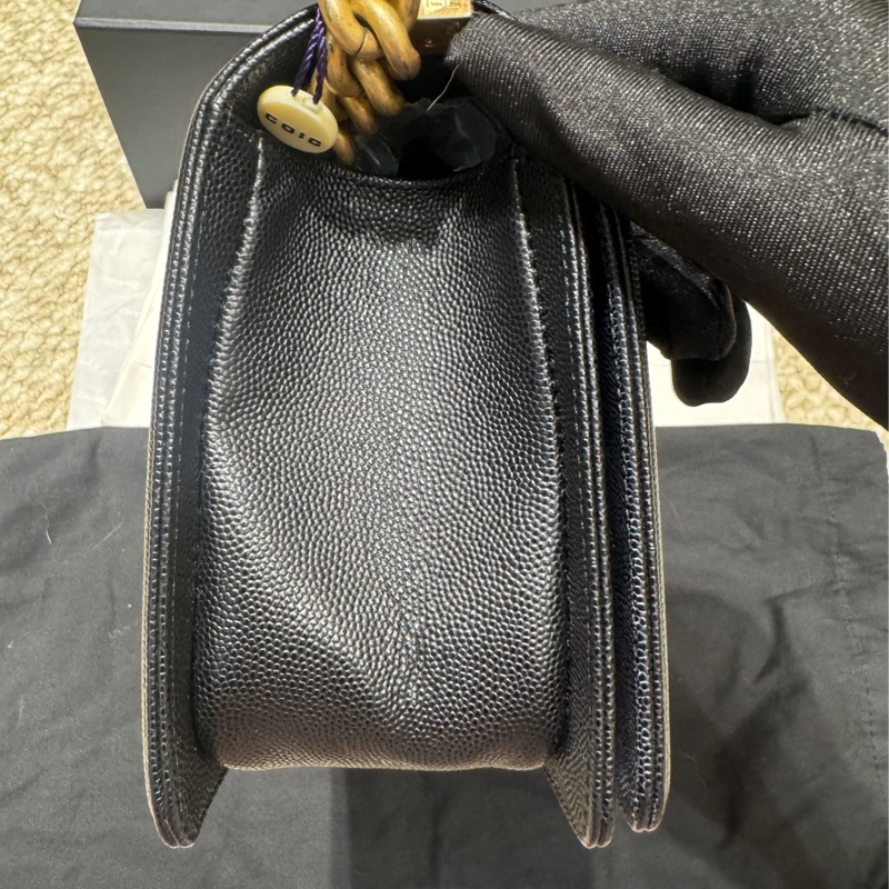 Chanel Le boy 中號荔枝牛皮99% 新-12