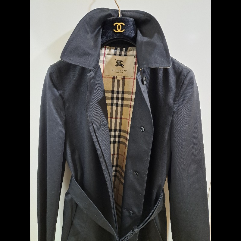 女40號/日本二手/Burberry 時尚女神風衣/有格紋帽+腰帶-1