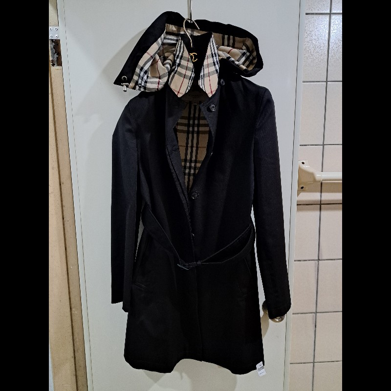 女40號/日本二手/Burberry 時尚女神風衣/有格紋帽+腰帶-3