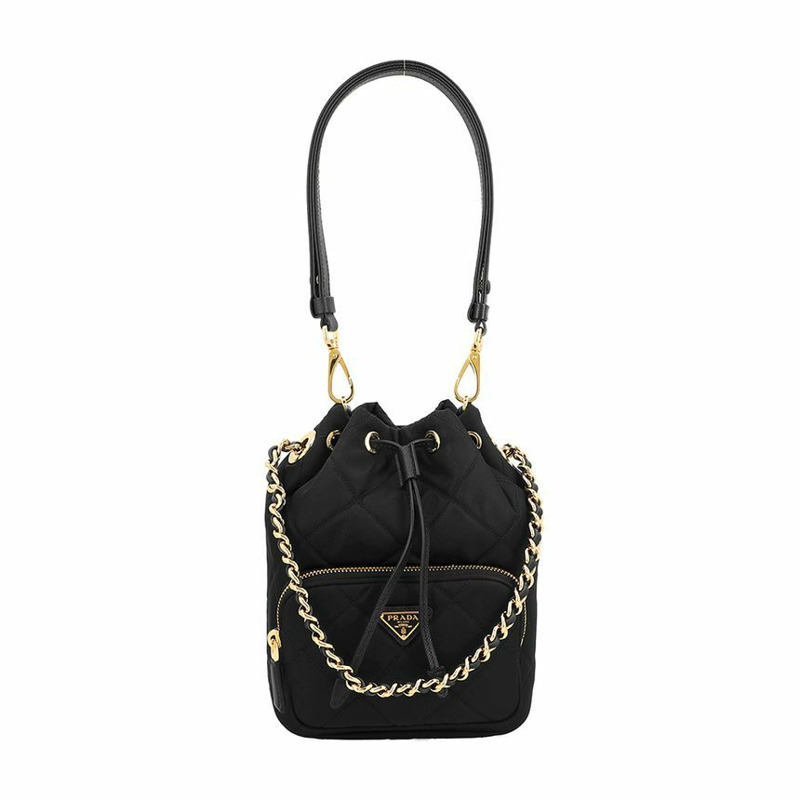 PRADA 2005年復刻版尼龍襯墊三角形Logo鏈條水桶單肩包 1BH038 2AOS F0002-0