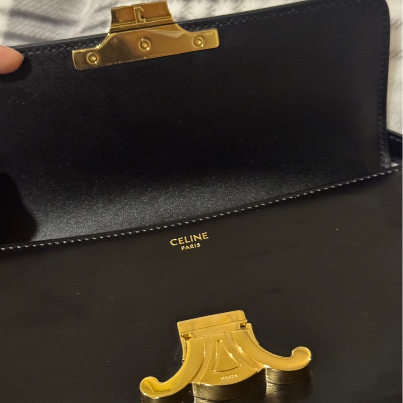 近全新 Celine 腋下包 CLAUDE亮澤牛皮革肩揹袋-3