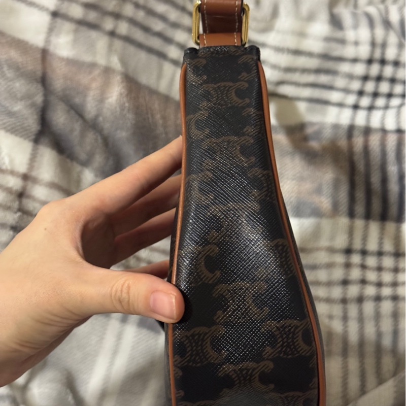 近全新 Celine AVA TRIOMPHE 凱旋門老花包 (Lisa 同款！）-4