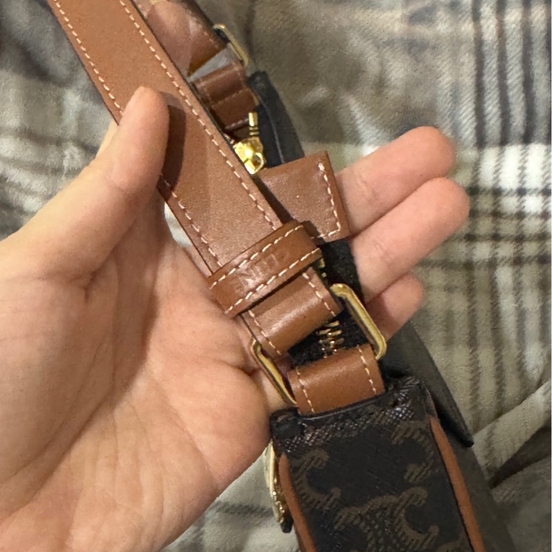 近全新 Celine AVA TRIOMPHE 凱旋門老花包 (Lisa 同款！）-13