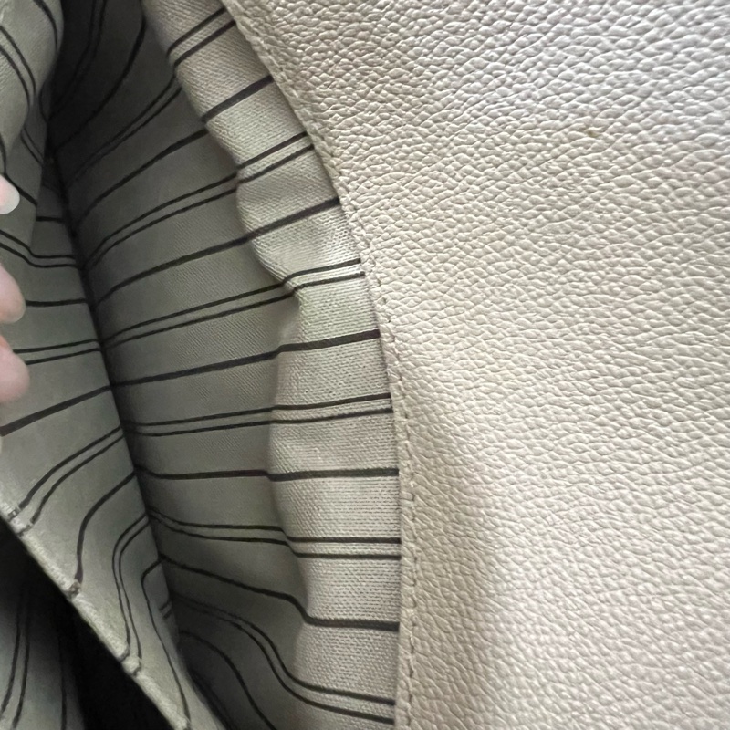 ෆ LV斑鳩灰郵差包🈶購證-23