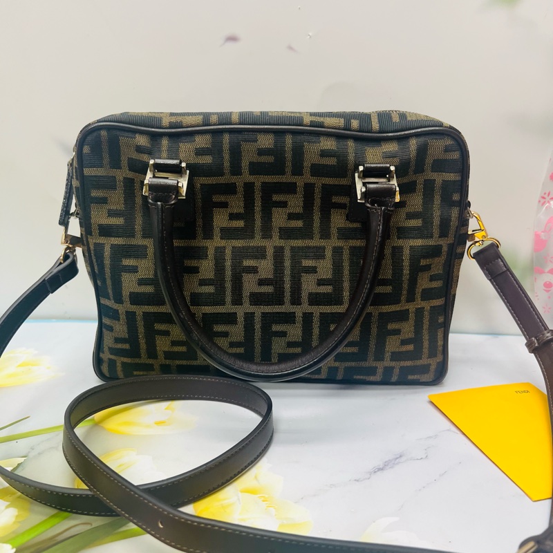 Fendi手提斜背包-1