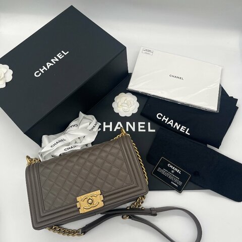 Chanel 香奈兒 Boy 咖色 羊皮 仿舊金鏈 肩背包 斜背包