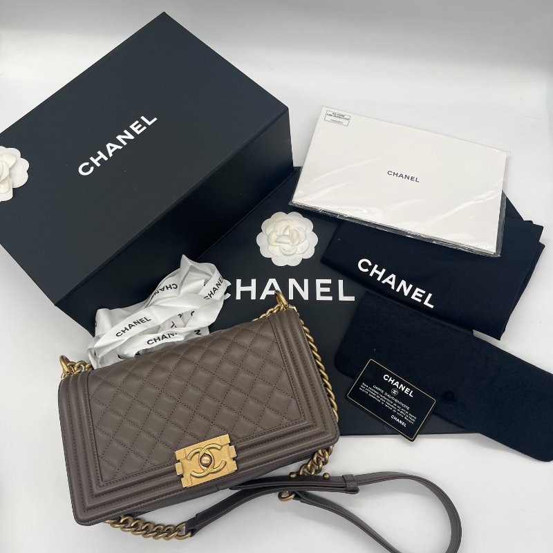 Chanel 香奈兒 Boy 咖色 羊皮 仿舊金鏈 肩背包 斜背包-0