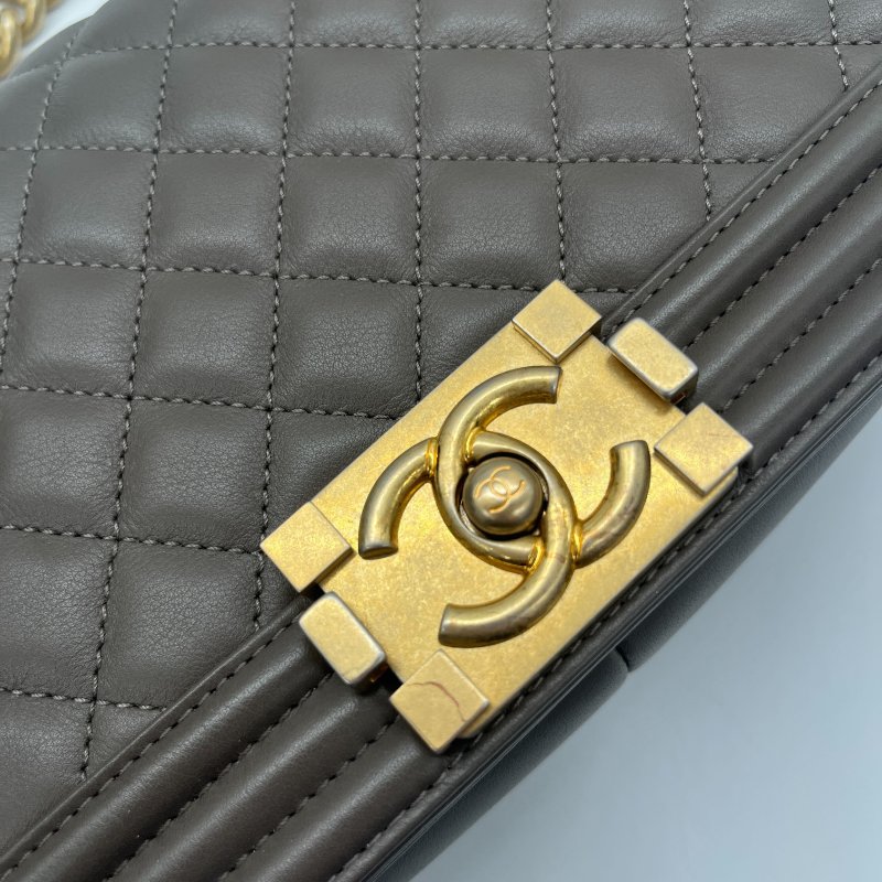 Chanel 香奈兒 Boy 咖色 羊皮 仿舊金鏈 肩背包 斜背包-8