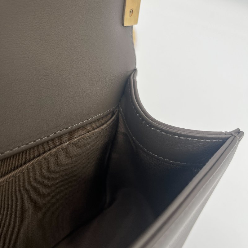 Chanel 香奈兒 Boy 咖色 羊皮 仿舊金鏈 肩背包 斜背包-21