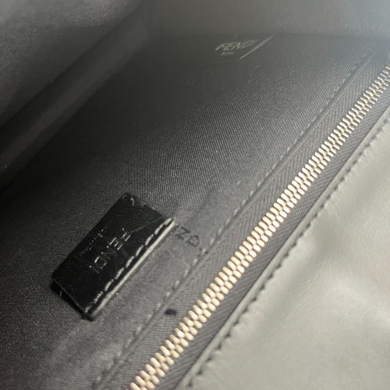 Fenidi 芬迪 Flat Baguette 緹花拼接 駝色 黑色 翻蓋斜背包 肩背包-18