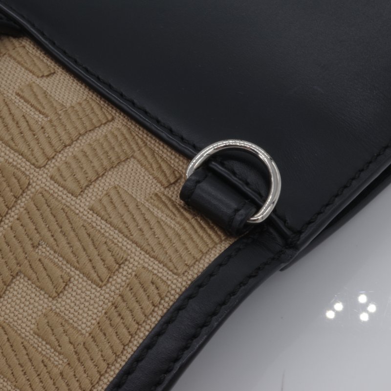 Fenidi 芬迪 Flat Baguette 緹花拼接 駝色 黑色 翻蓋斜背包 肩背包-13