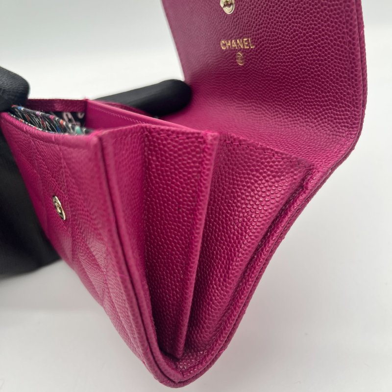Chanel 香奈兒 經典菱格 荔枝紋 翻蓋 紫色 酒紅色  小牛皮 材質 卡包 短夾 卡夾-11
