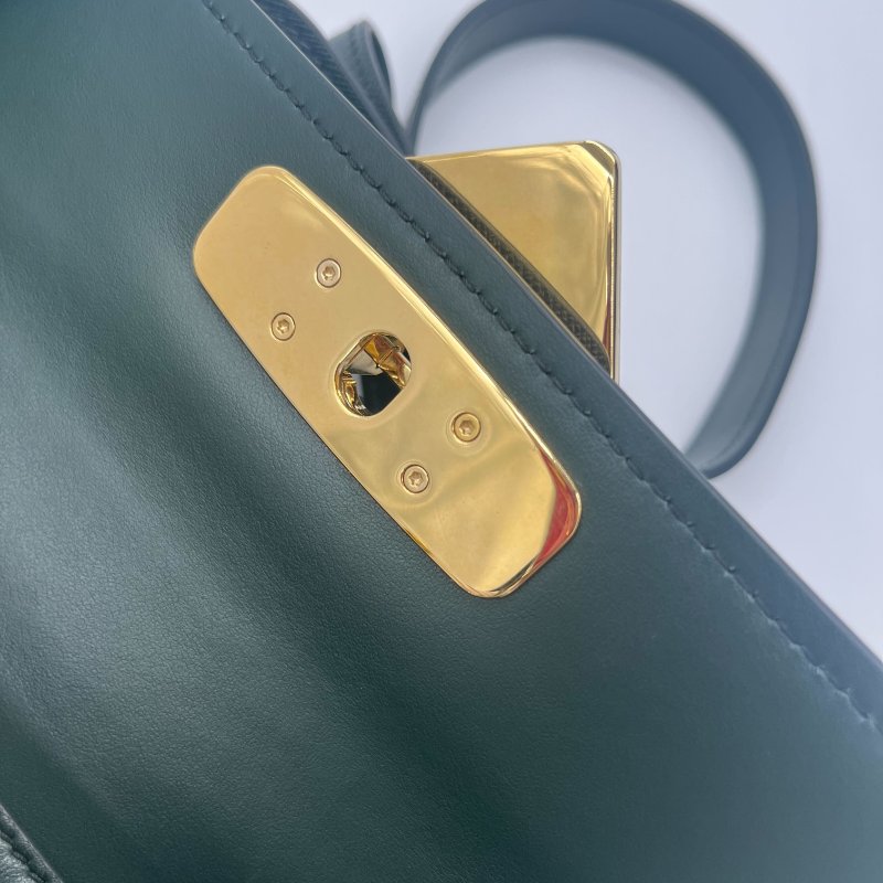 Prada 普拉達Saffiano Symbole Bag 森林綠 十字紋 牛皮 側背包 斜掛包 手提包 肩背包-7