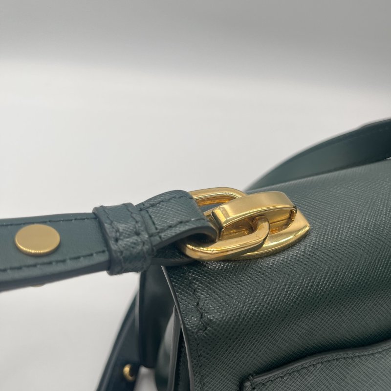 Prada 普拉達Saffiano Symbole Bag 森林綠 十字紋 牛皮 側背包 斜掛包 手提包 肩背包-11