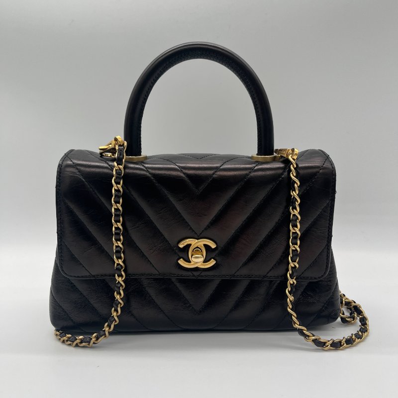 Chanel 香奈兒 Medium Coco 黑色 人字紋 牛皮 金釦 鍊條包 手提包-1