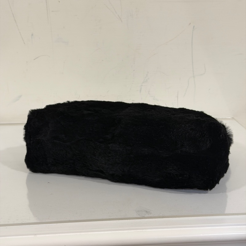 #全網最低💰 #配件齊全 #絕版收藏 香奈兒黑金毛皮肩背包-5