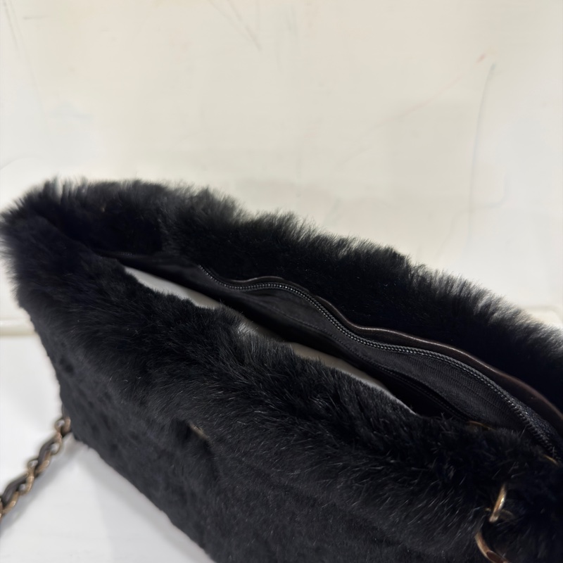 #全網最低💰 #配件齊全 #絕版收藏 香奈兒黑金毛皮肩背包-11