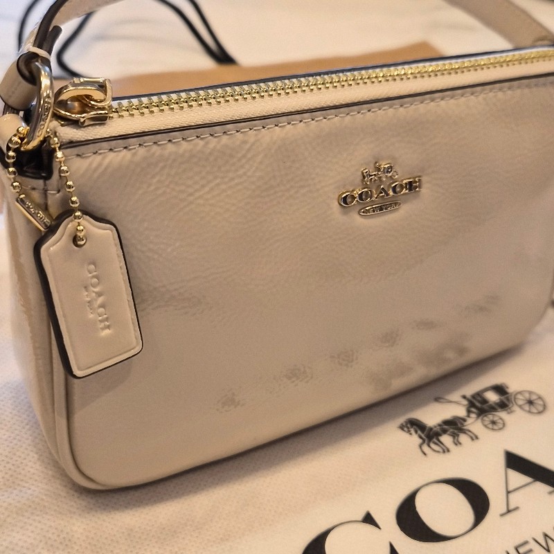 Coach 白色麻將手拿包-2