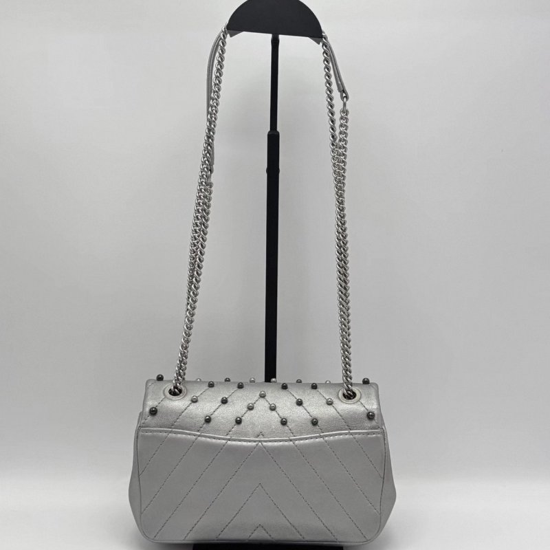 CHANEL 銀色釘珠CF大mini肩背斜背包 19*13*6 98新配件盒子塵袋保卡-6