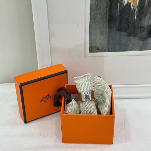 Hermes 2023 春夏新款 Olympe 系列 戒指 M碼