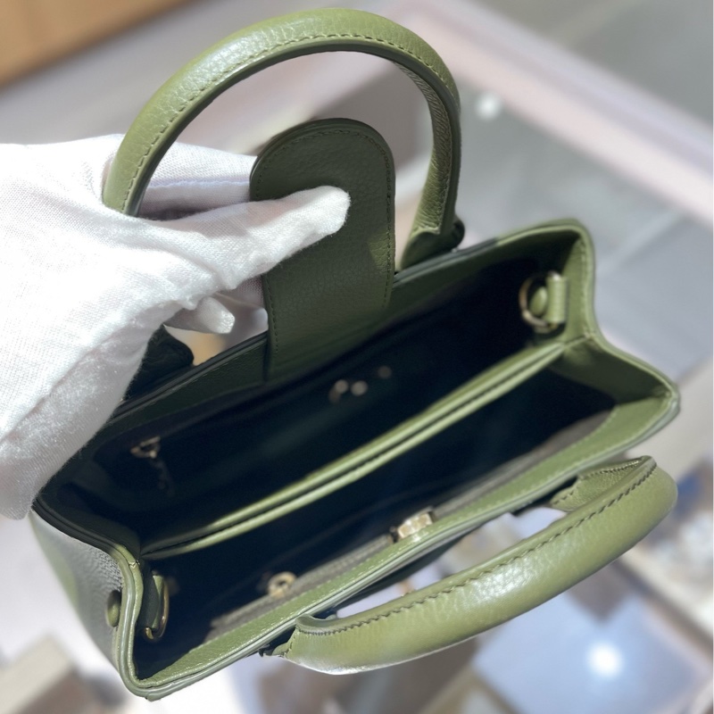 Chanel/香奈儿 mini executive 祖母绿银扣牛皮-4